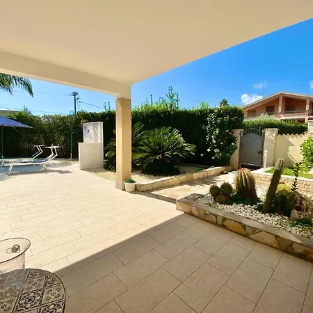Villa Cactus