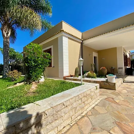 Villa Cactus